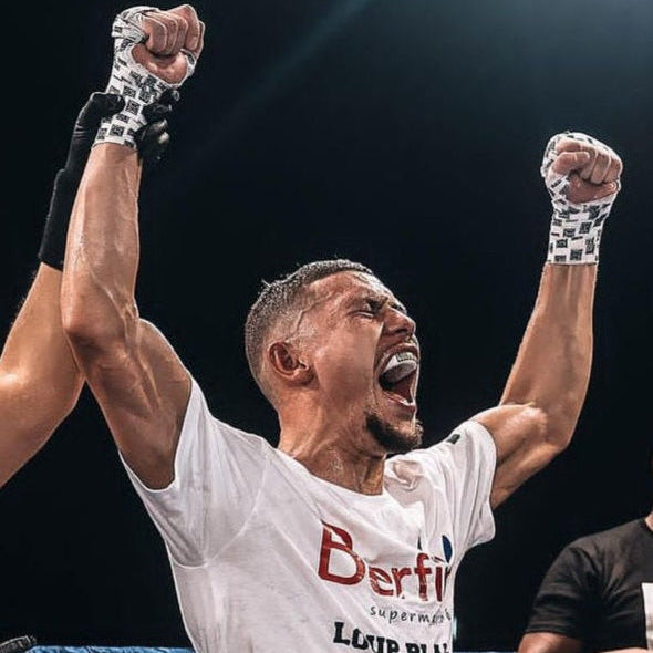 Athlète avec protège-dents